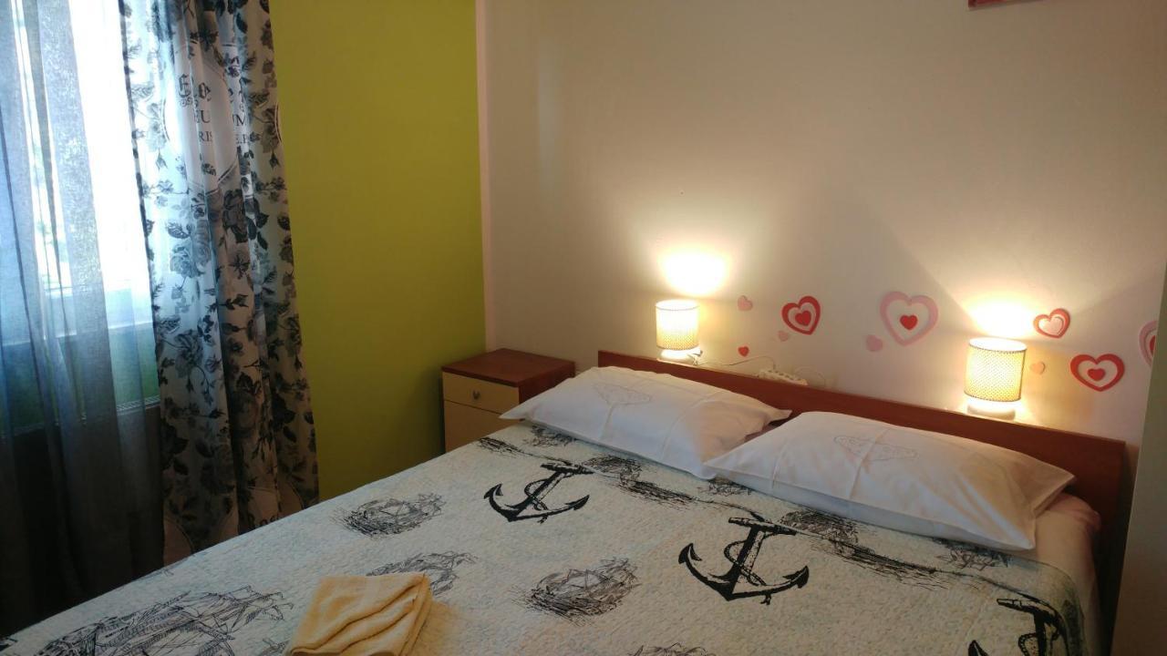 Tina Apartment *