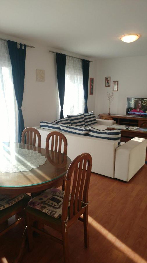 Tina Apartment *