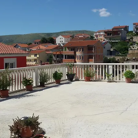 Apartment Tina Trogir Exterior photo